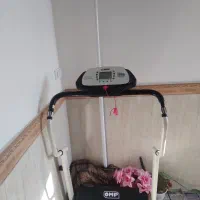 فروش یا معاوزه یک دستگاه تریدمیل با گوشی