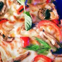 جذب خانم برای انجام کارهای پخت وپز ونطافت درمنزل