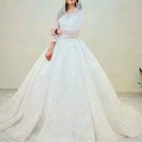 فروش تعدادی لباس عروس جدید و شیک