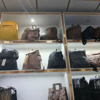 کیف و کفش و کوله مدارس