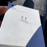 شارژر آیفون در حد نو سالم سالم