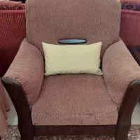 مبل ۷ نفر یک عدد ۳ نفر و۴ عدد تکی|مبلمان خانگی و میز عسلی|شاهینشهر, فردوسی|دیوار