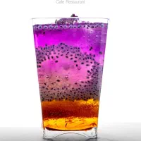 کمک آشپز و خدماتی