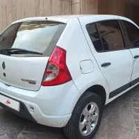 رنو ساندرو ۹۵ دنده ای بیرنگ