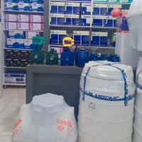 پمپ آب و مخزن آب