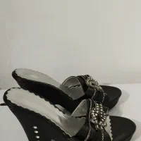 دوعدد کفش|کیف، کفش، کمربند|شیراز, شهرک گلها|دیوار