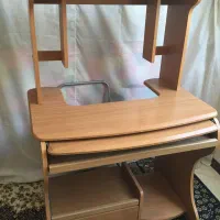 میز تحریر و کامپیوتر|میز تحریر و کامپیوتر|شهریار, شهریار|دیوار