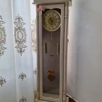 ساعت و بوفه