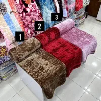 پتو خونگی دورو برجسته ابریشمی مارک کلودی