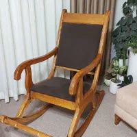 صندلی راک تمام چوب روس (سفارشی‌ساز) با نشیمن طبی