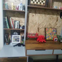 جنس ام دیف میز تحریر با چوب خیلی خوب|میز تحریر و کامپیوتر|شیراز, شهرک گلدشت حافظ|دیوار