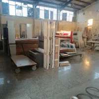 کارگر ماهر نیمه ماهر و برش کار با پنل ام دی اف