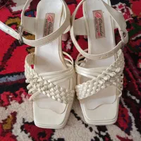 کفش زنانه در حد نو