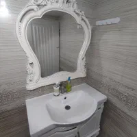 روشویی به همراه کمد و آیینه