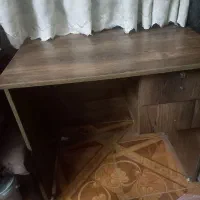 میز تحریرباسه عددصندلی