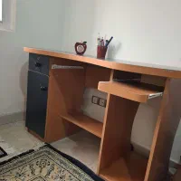 میز کامپیوتر چوبی