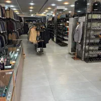 فروشنده خانم