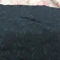 یه قواره پارچه گل دار
