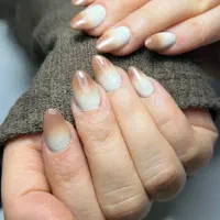 مدل کاشت ناخن و ترمیم لازم داریم