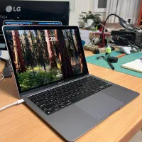 مکبوک 2020 Air 8gb 256 m1