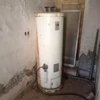 ابگرمکن ایستاده تمیز