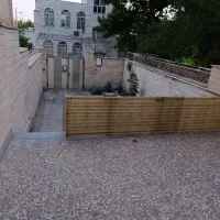 ۲۱۰متر بر ۷.۵ با ۲۰۰متر بنا در ۲طبقه نقدی و تهاتر