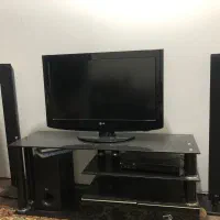 ال سی دی ۳۲ ال جی به همراه سینما خوانواده