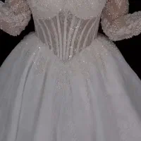 فروشنده لباس عروس