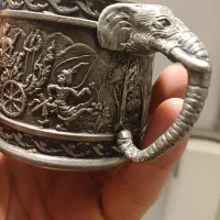 جام قدیمی با طرح حمله نادر شاه به هند(دهلی)|کلکسیون اشیاء عتیقه|سبزوار, قصبه غربی|دیوار