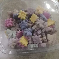 قند و نبات رنگی و دمنوشی