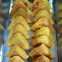 پیراشکی ، سالاد الویه ، کتلت