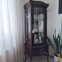 ویترین سه طبقه
