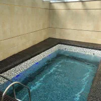 اجاره روزانه استخر آبگرم وجکوزی تمیز کد 2|اجارهٔ کوتاه‌مدت ویلا و باغ|رشت, گلسار|دیوار