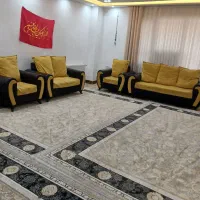 مبل تمیز و خوش رنگ