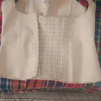 گن زنانه آن چری|لباس|اصفهان, بهارستان|دیوار