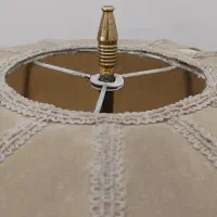 آباژور ایستاده قدیمی و کلاسیک|چراغ خواب و آباژور|یزد, |دیوار