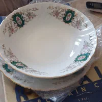 شیرینی و میوه خوری نو با جعبع