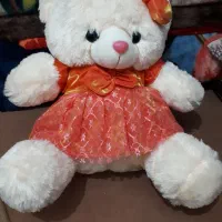 اسباب بازی و خرس بزرگ و عروسک