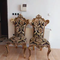مبل‌ نه‌ نفره‌ سلطنتی