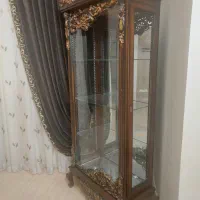دکوری ویترین چوبی