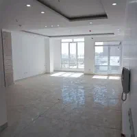 آپارتمان حاجبلوک/ رو به کوچه/ کم واحد/غرق نور