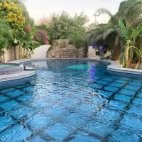 ویلا فول امکانات لوکس استخر ابگرم در دزفول