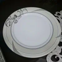 بشقاب پلو خوری و خوش خوری چینی هرکدام 4دست