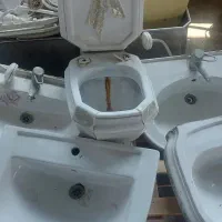 توالت فرنگی و روشویی