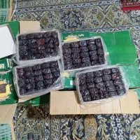 خرما دوردیفی وزن ده کیلو دویست کرم