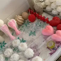 ساخت انواع شمع با طرح و رنگ دلخواه