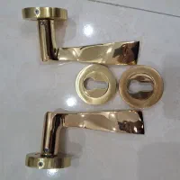 دستگیره درب چوبی