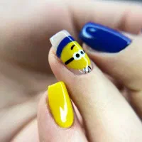 کاشت و ترمیم ناخن ومژه با تخفیف ویژه در مرکز تخصصی