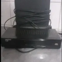 دستگاه دیجیتال همراه با آنتن