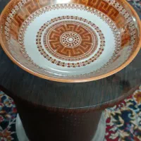 چینی قدیمی ویترینی زیبا|کلکسیون اشیاء عتیقه|اصفهان, شهرک کاوه|دیوار